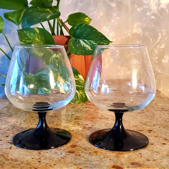 Set of 2 vintage cognac glass by Luminarc France - Picture 1 of 7